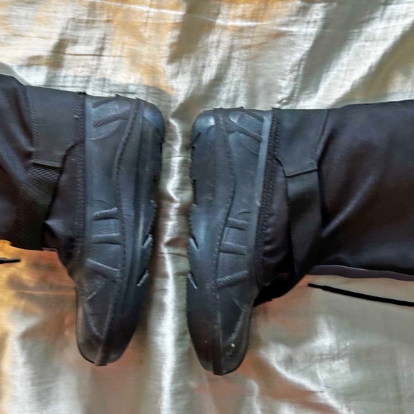 BOOTS, SNOWMOBILE, MID-CALF, ARCTIC CAT, SZ 9 MADE IN CANADA, WITH INSULATING - Picture 3 of 10